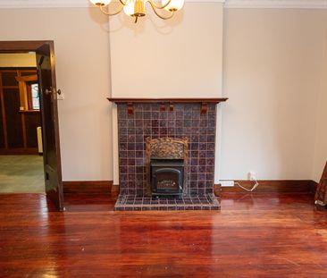 Spacious 4-Bedroom Home in the Heart of Dunedin – City Living at It... - Photo 5