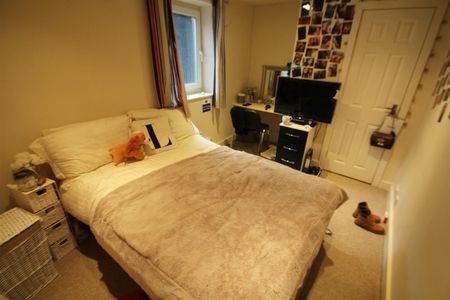 Granby Grove, Headingley, LS6 3BE, Leeds - Photo 3