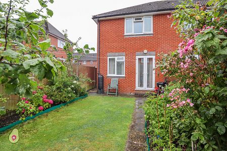 2 bed semi-detached house to rent in St. Christophers Road, Farnborough, Hampshire, GU14 0AH - Photo 5