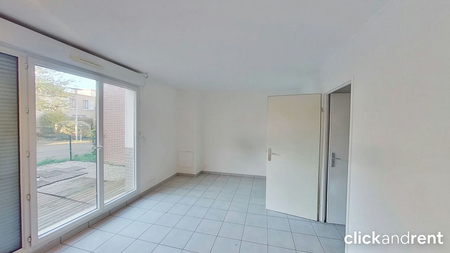 Charmant studio avec jardin privatif et place de stationnement – Stains (93240) - Photo 4