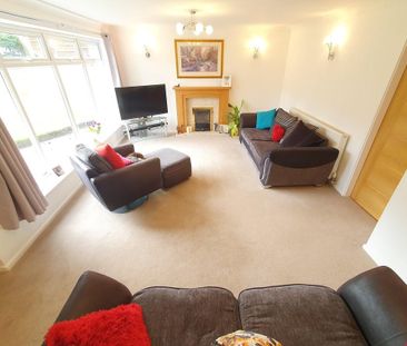 4 bedroom detached house to rent - Photo 4