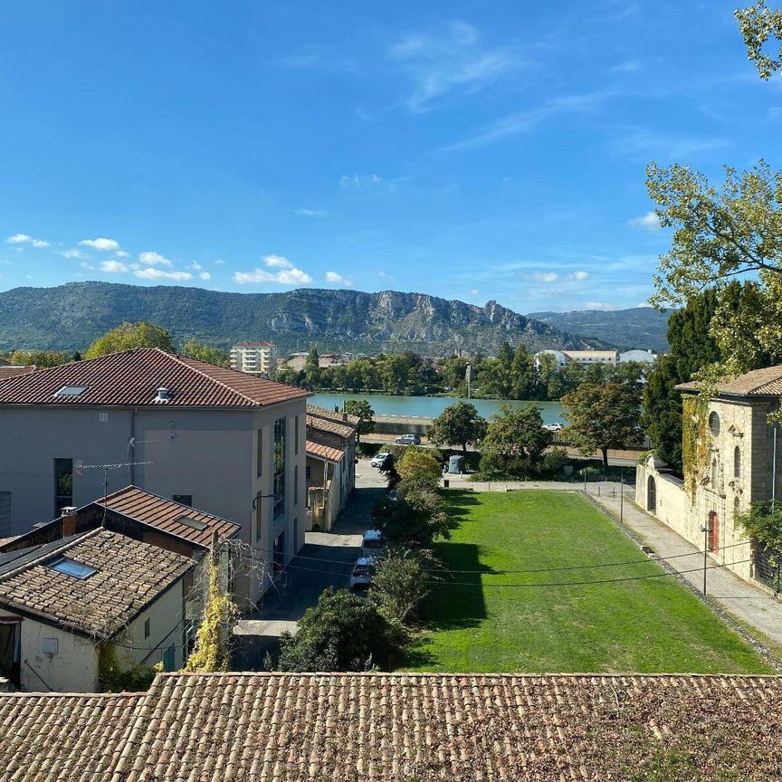 Location appartement 2 pièces 46.87 m² à Valence (26000) - Photo 1
