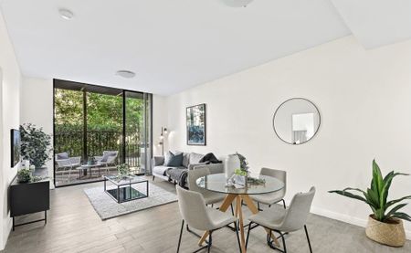 Modern One Bedroom Apartment with Garden Courtyard - Photo 3