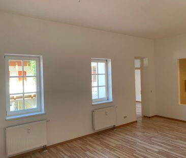 Geräumige 2-Raum-Wohnung am Marktplatz - Foto 4