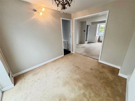 4 bedroom detached house to rent - Photo 1