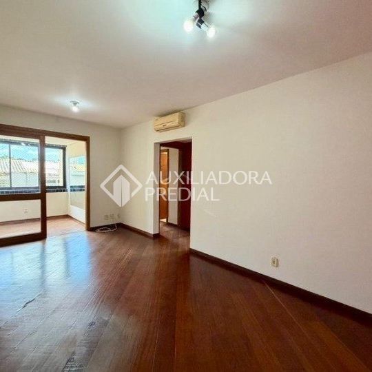 Apartamento com 2 quartos e 71m² para alugar em Menino Deus, Porto Alegre. - Photo 1