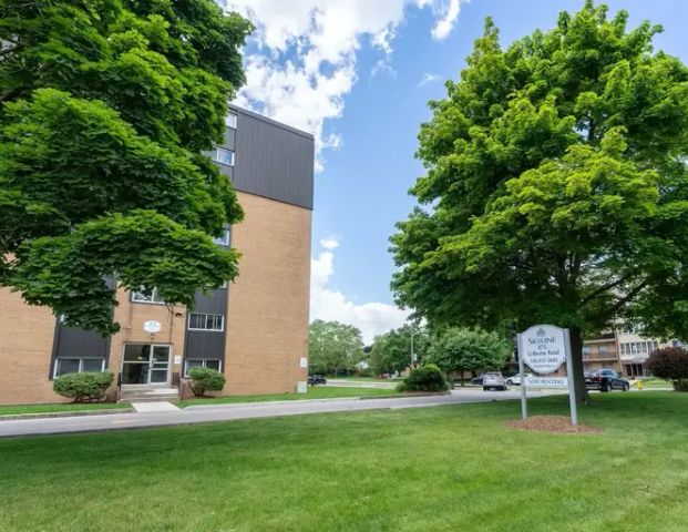 Patricia Apartments | 875 Colborne Rd., Sarnia - Photo 1