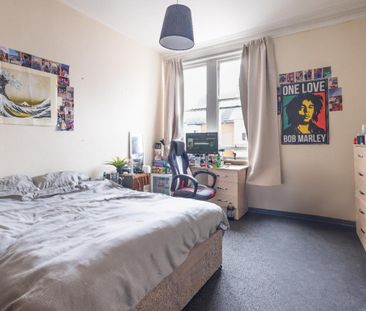 7 bedroom terraced house to rent - Photo 2