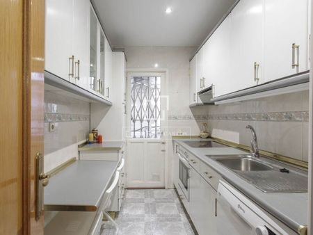 4 bedroom luxury Flat for rent in Madrid, Spain - Photo 2