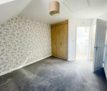 3 bedroom terraced house to rent - Photo 2