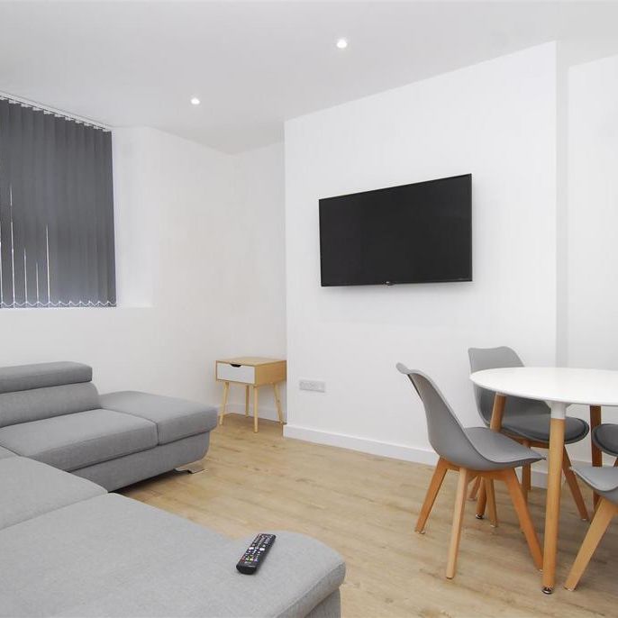 4 bedroom house to rent - Photo 1