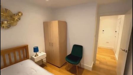 1 Bed Flat, Umberston Street, E1 - Photo 4