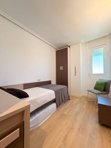 3 room luxury Apartment for rent in La Condomina, Valencia - Photo 5