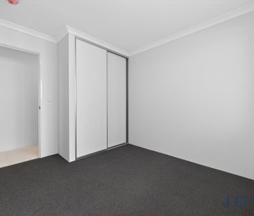 8A Bolsover Street, Wellard WA 6170 - Photo 5