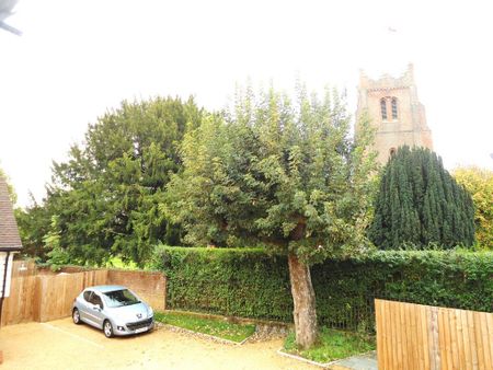 2 bedroom maisonette to rent - Photo 4