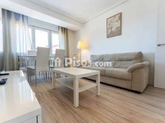 Piso en alquiler en Centro - Foto 1