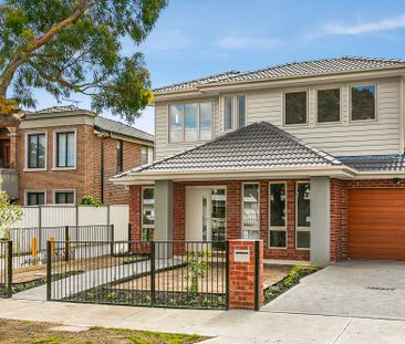 1/5 Logan Street, Glenroy VIC 3046 - Photo 2