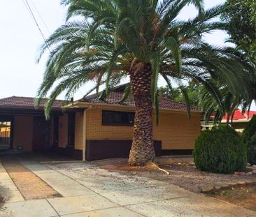 3 Bedroom Family Home - Photo 3