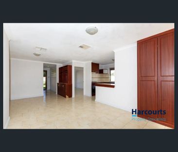 Spacious Family Home in Seville Grove - 4 Bedrooms, 2 Bathrooms - Photo 4