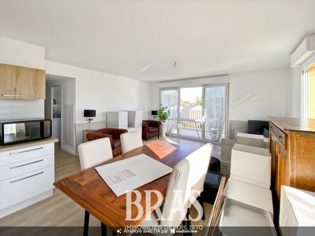 Location Appartement 3 pièces 64m² LA CHAPELLE SUR ERDRE 44240 - Photo 2