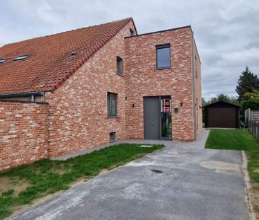 Woning te huur in Wingene voor € 945 met 3 slaapkamers - Photo 1