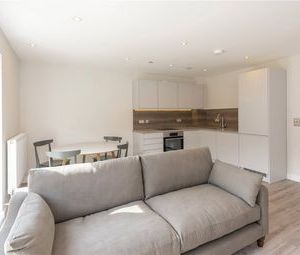 2 Bedrooms Flat to rent in The Stone Works, 18 Roseberry Road, Bath BA2 | £ 361 - Photo 1