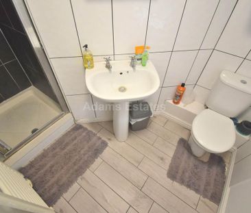 2 bedroom maisonette to rent - Photo 4