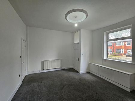 3 bedroom terraced house to rent - Photo 2