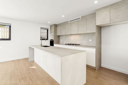 3/47-49 Telopea Avenue, Caringbah South NSW 2229 - Townhouse For Rent | Domain - Photo 4