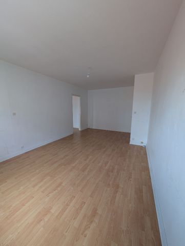 Location Appartement 2 pièces 48m² - Photo 5