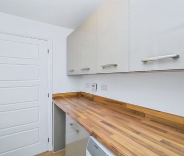 Crompton Way, Ogmore-by-Sea, BRIDGEND - Photo 5