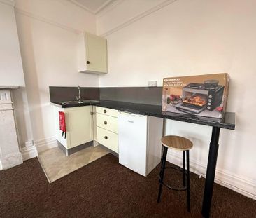 Studio to rent - Photo 4