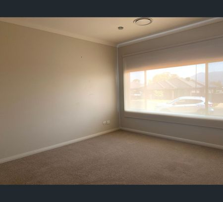 13 Wagtail Close, Tamworth, NSW 2340 - Photo 5