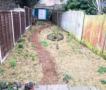 Room in a Shared House, Walerand Road, SE13 - Photo 2