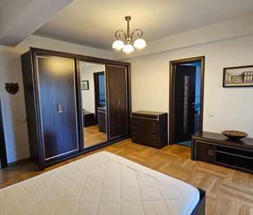 Casa de lux de inchiriat in Sanpetru – mobilata si utilata PREMIUM - Fotografie 5