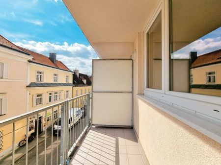 IDEAL FÜR SINGLES ODER PAARE: KOMPAKTE 2-ZIMMER-WOHNUNG MIT WOHNKÜCHE - Foto 5