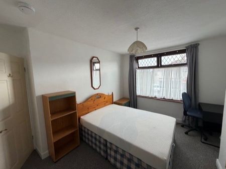 4 Bed Terraced House, Filton Avenue, BS7 - Photo 5