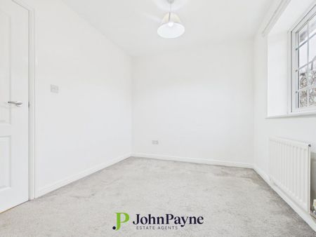 2 bedroom semi-detached house to rent - Photo 4