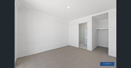 Brand new Dual Key home - Photo 4