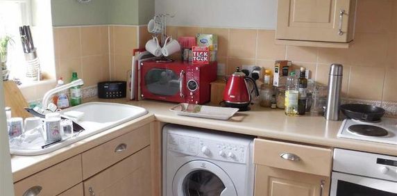 2 bedroom apartment to rent - Photo 2