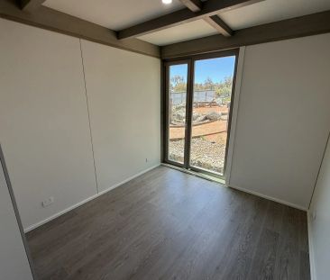 Modern 3-Bedroom Home with Breathtaking Lake Views in East Jindabyne - Photo 6