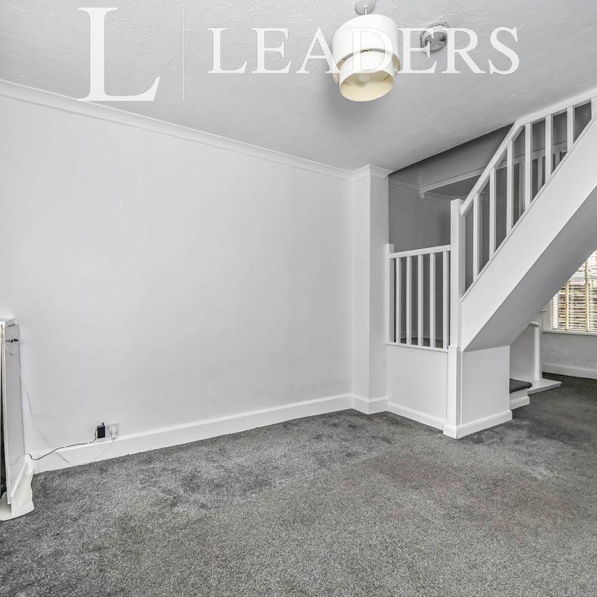 3 bedroom house to rent Garfield Street, Bedford, MK41 - Photo 1