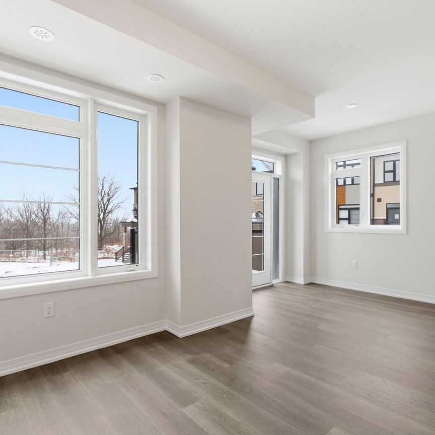 For Lease - 660 COLBORNE Street Unit# 33, Brantford, Ontario - Photo 1