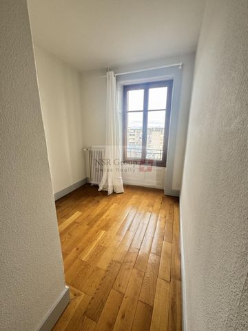 Beautiful 4-room apartment with balcony – Eaux-Vives area - Photo 3