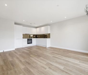 2 Bedroom Apartment - Photo 4