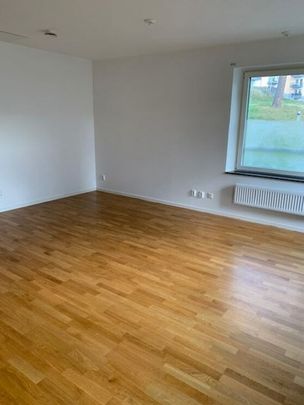 Småbrukets backe 33 - Photo 1