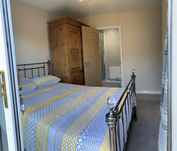 Two Double Rooms Available Now - Photo 4