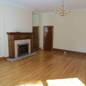 ROSEDALE 2BD 2BA CENTRAL SPACIOUS BRIGHT APT - Photo 2