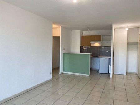 Appartement à louer - 2 pièces - 46 m² - Photo 4