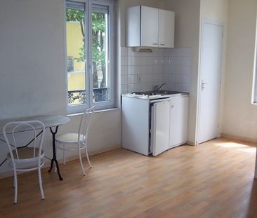 Location Appartement 1 pièce 21m² VICHY 03200 - Photo 1
